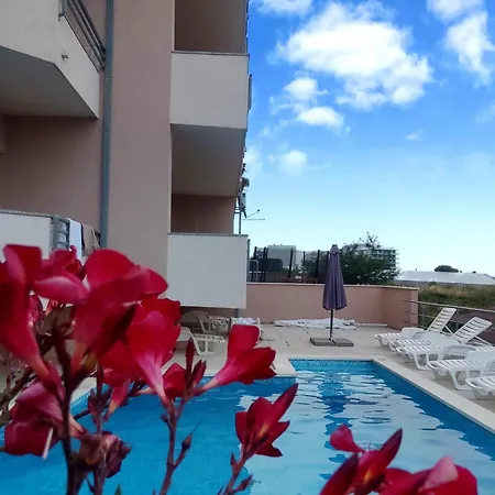 Sea View With Swimming Pool Near Split